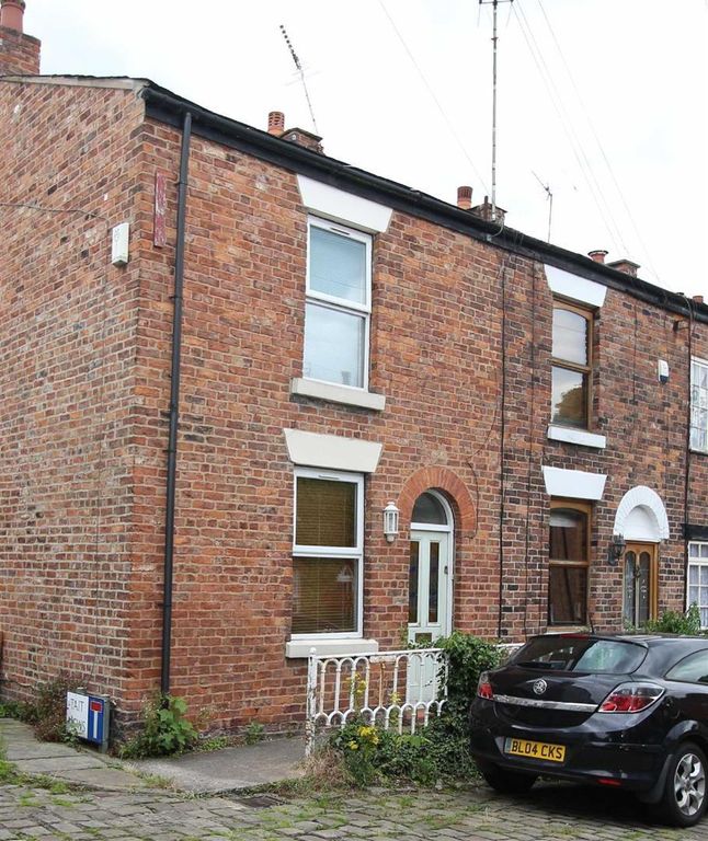 3 bed terraced house to rent in Vale Close, Heaton Mersey, Stockport