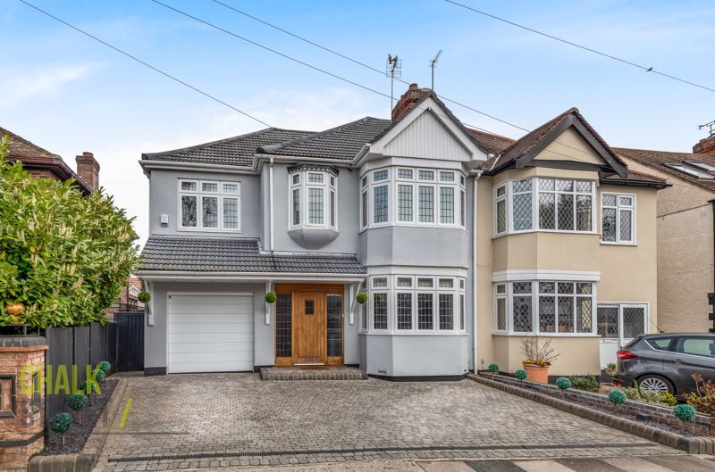 4 bed semidetached house for sale in Westland Avenue, Hornchurch RM11