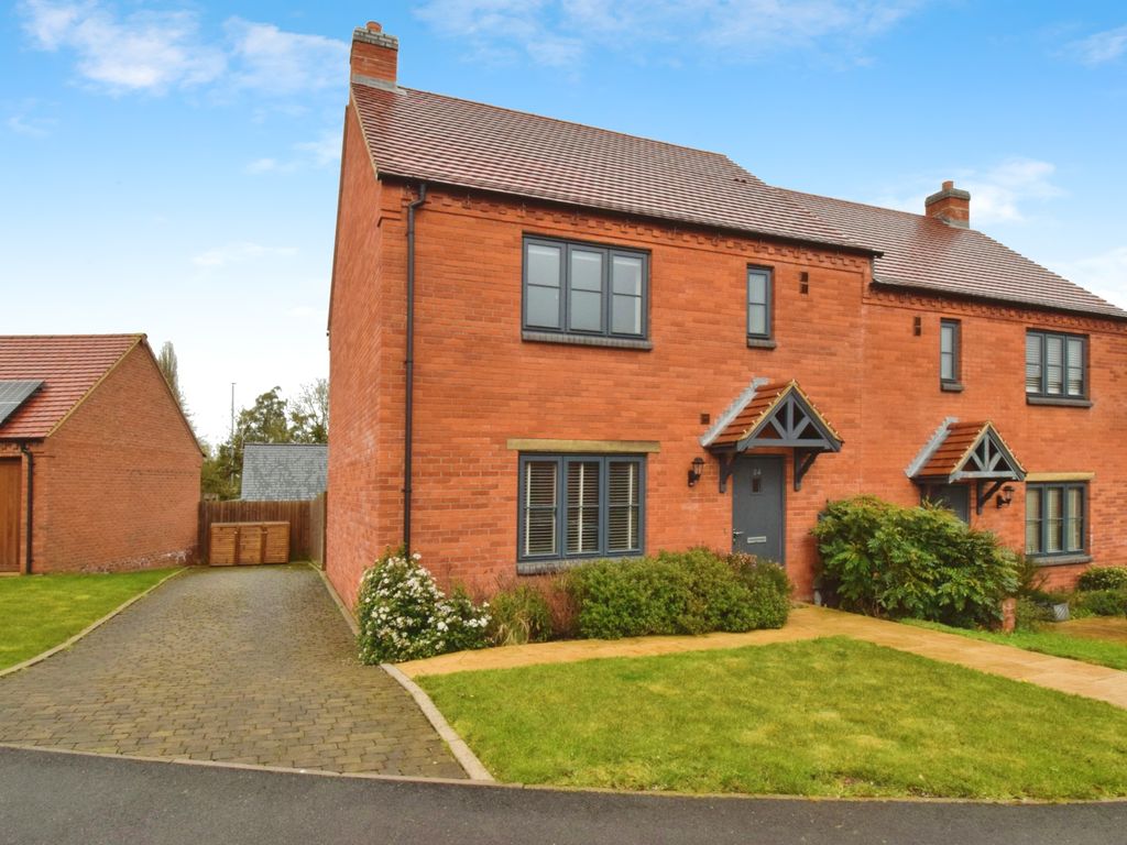 3 bed semidetached house for sale in Paddock Way, Great Glen