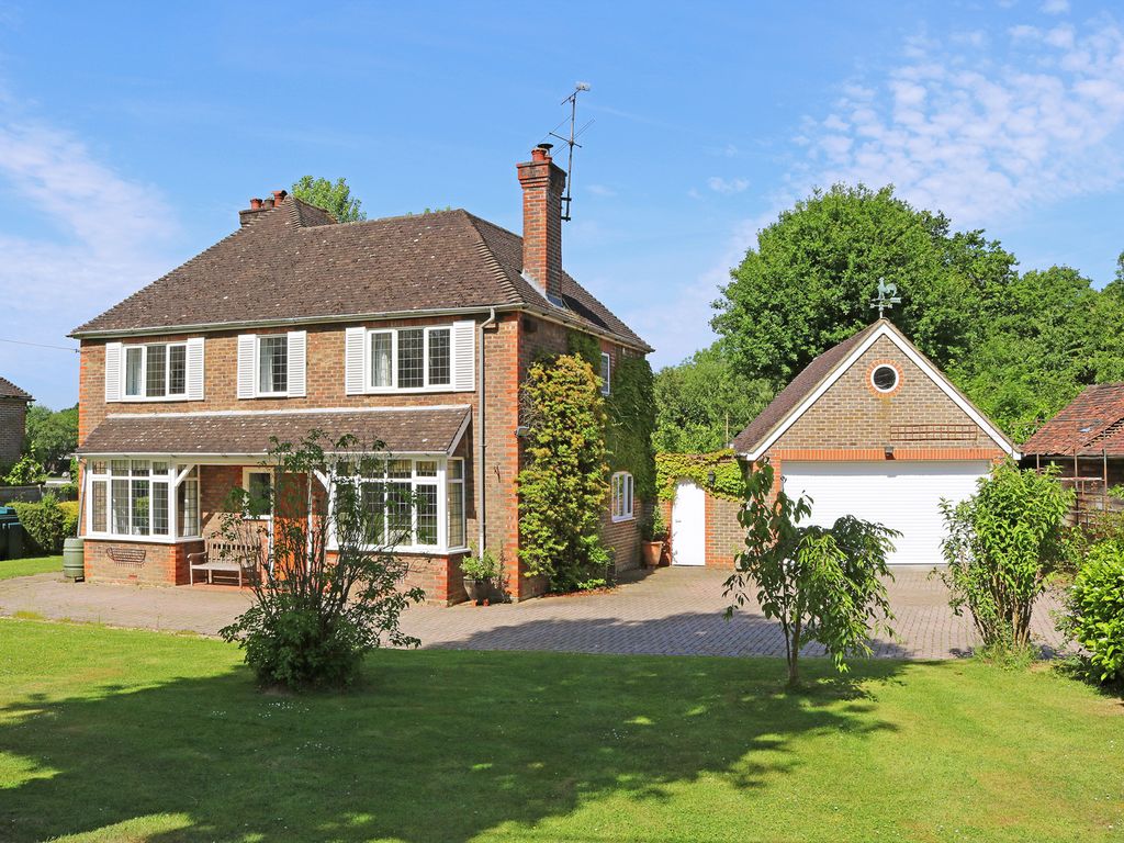 3 bed detached house for sale in Five Oaks Road, Slinfold, . RH13 Zoopla
