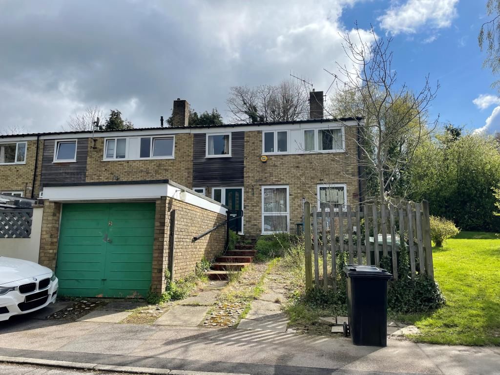 3 bed end terrace house for sale in 2 Forest Way, Pembury, Tunbridge