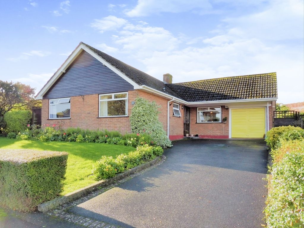 3 bed detached bungalow for sale in West Park, Minehead TA24 Zoopla