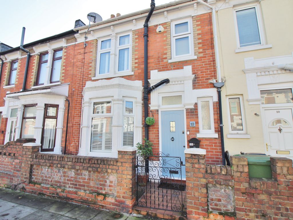 3 bed terraced house for sale in Kendal Avenue, Portsmouth PO3, £