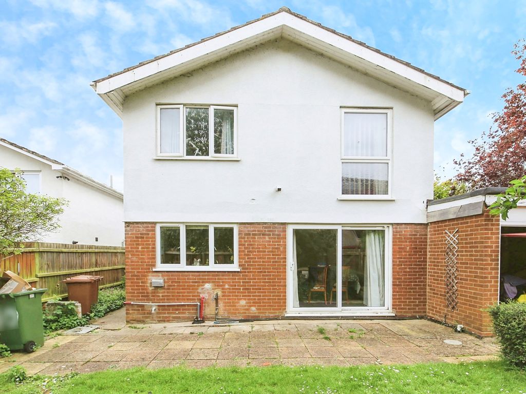 4 bed detached house for sale in Fairmead Way, Peterborough PE3, £