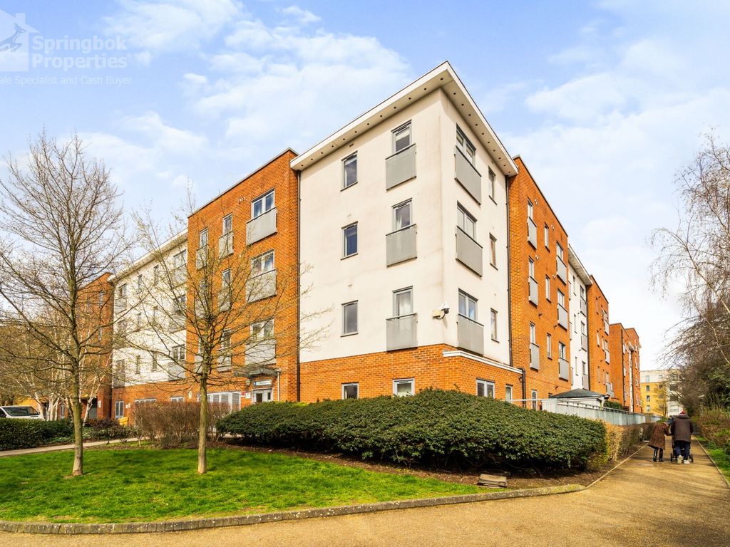 2 bed flat for sale in Brecon House, Taywood Road, Northolt, Middlesex