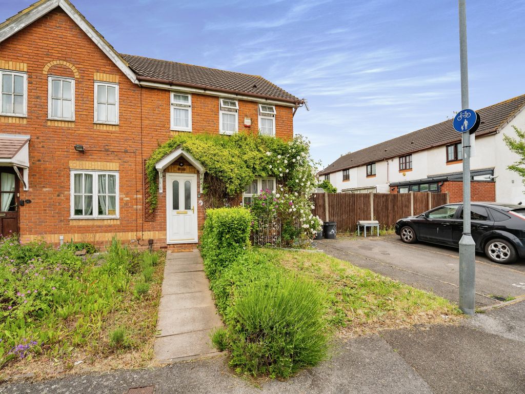 3 bed semidetached house for sale in Jollys Lane, Hayes UB4 Zoopla