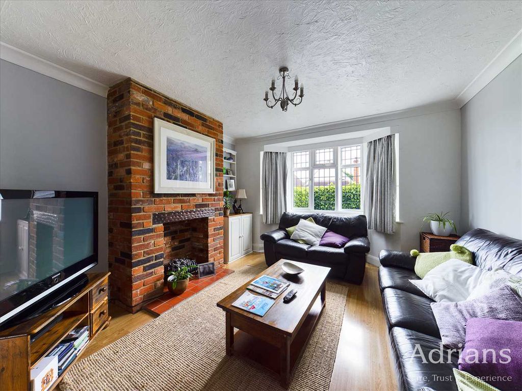 4 bed semidetached house for sale in Seventh Avenue, Broomfield