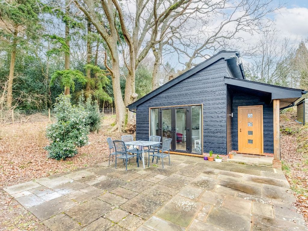 1 bed detached house to rent in Grayshott Road, Headley Down, Bordon GU35 Zoopla