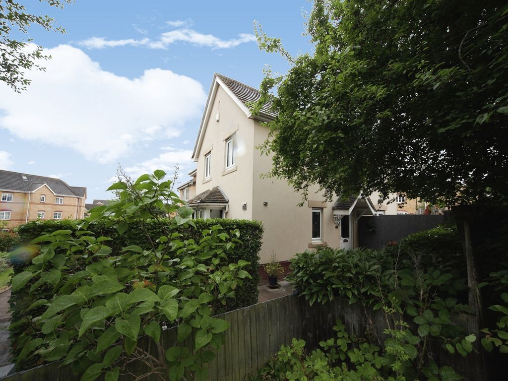 3 bed end terrace house for sale in Avery Close, Leighton Buzzard LU7 Zoopla