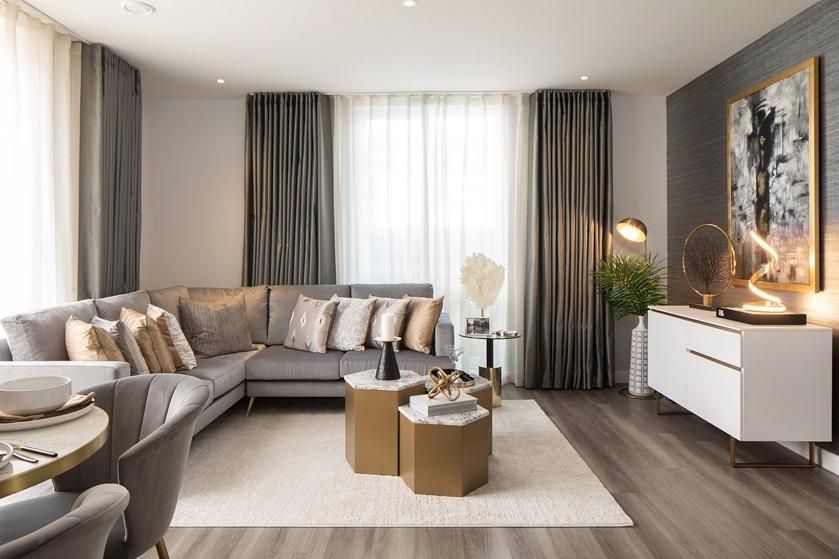 Dodson House Ridgeway Views Mill Hl NW7  