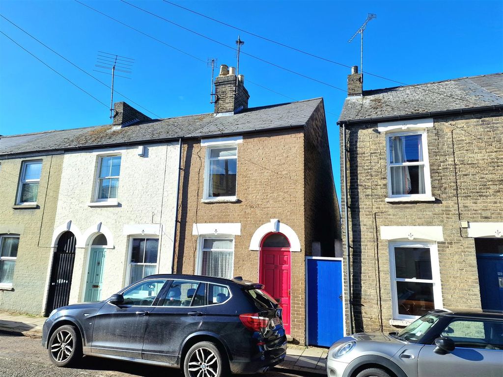 2 bed end terrace house for sale in Kingston Street, Cambridge CB1, £