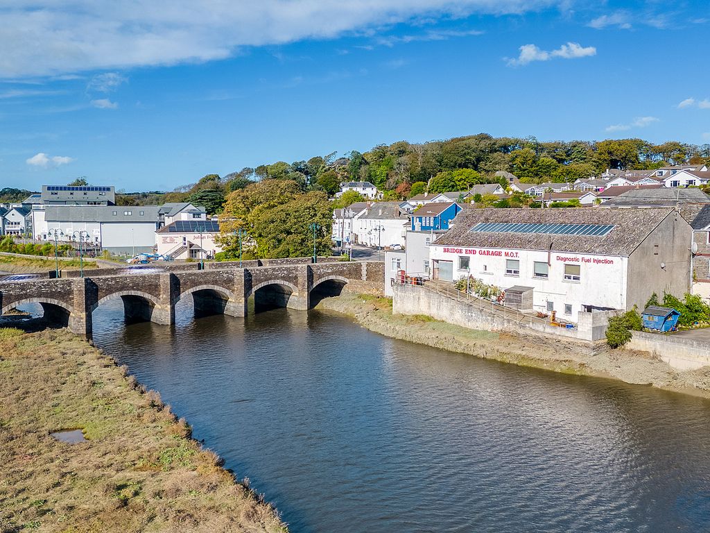 Land for sale in Egloshayle Road, Wadebridge PL27, £1,395,000 Zoopla