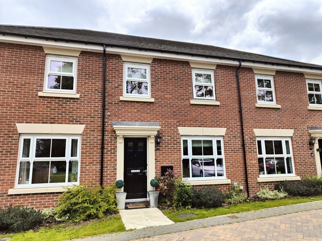 3 bed detached house to rent in Cartwright Drive, Wakefield, UK WF1