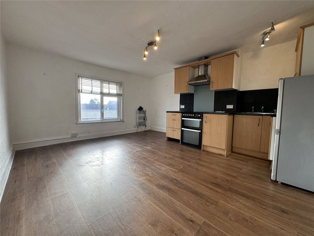 1 bed flat to rent in Halifax Road, Rochdale, Greater Manchester OL12