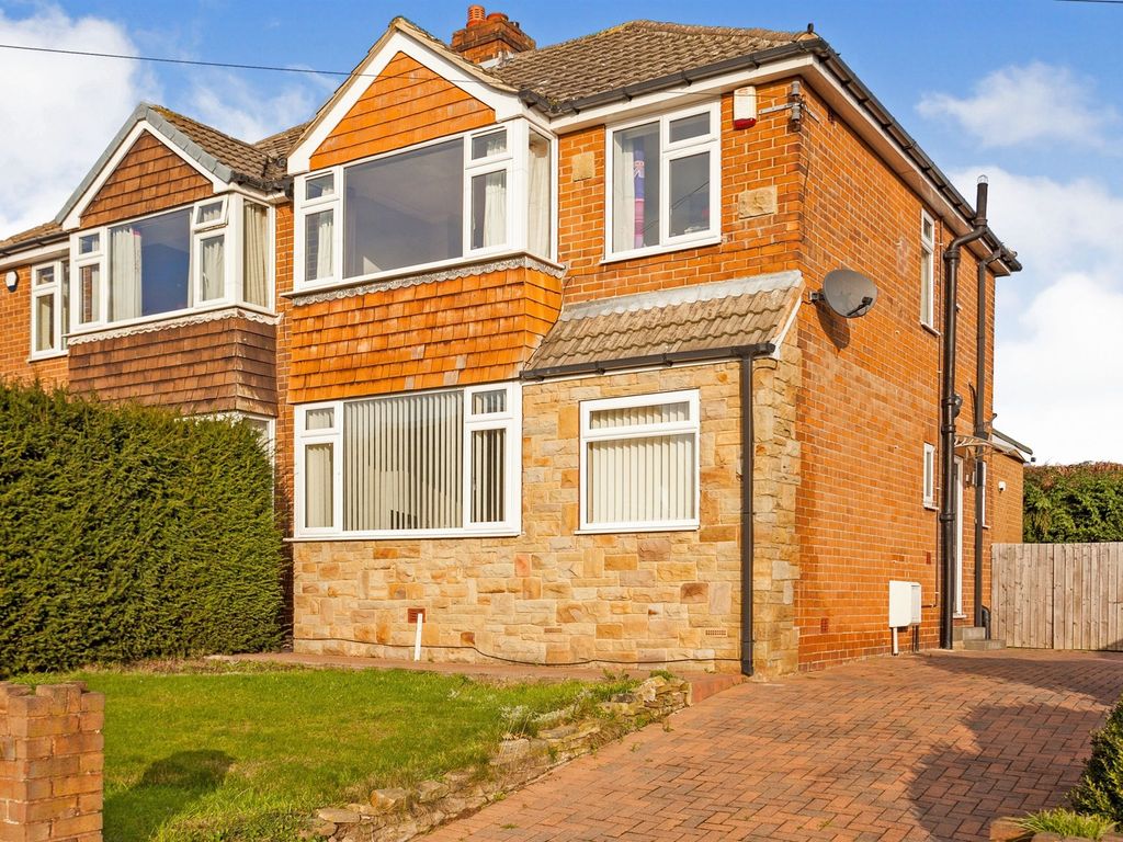 3 bed semidetached house for sale in Towngate, Ossett WF5, £220,000