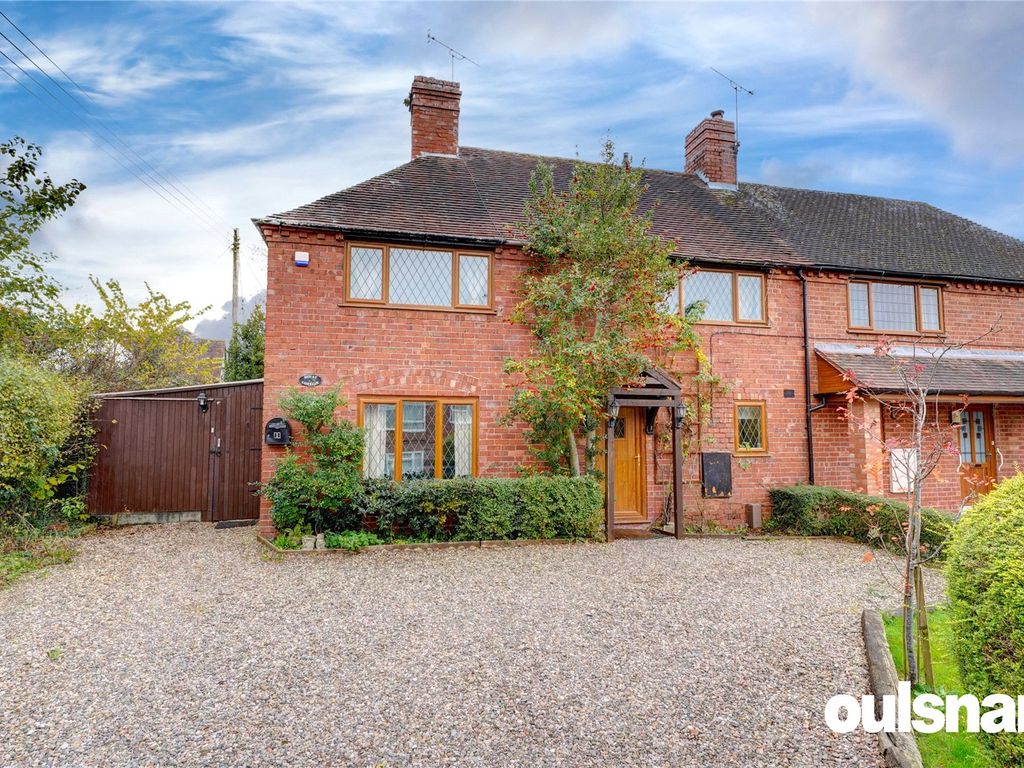 3 bed semidetached house for sale in The Glebe, Beoley, Redditch B98