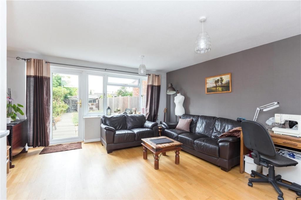 3 bed semidetached house for sale in Douglas Road, Surbiton KT6 Zoopla
