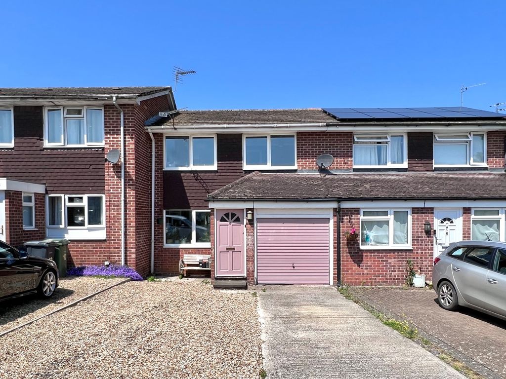 3 bed terraced house for sale in Town End Road, Faringdon SN7 Zoopla