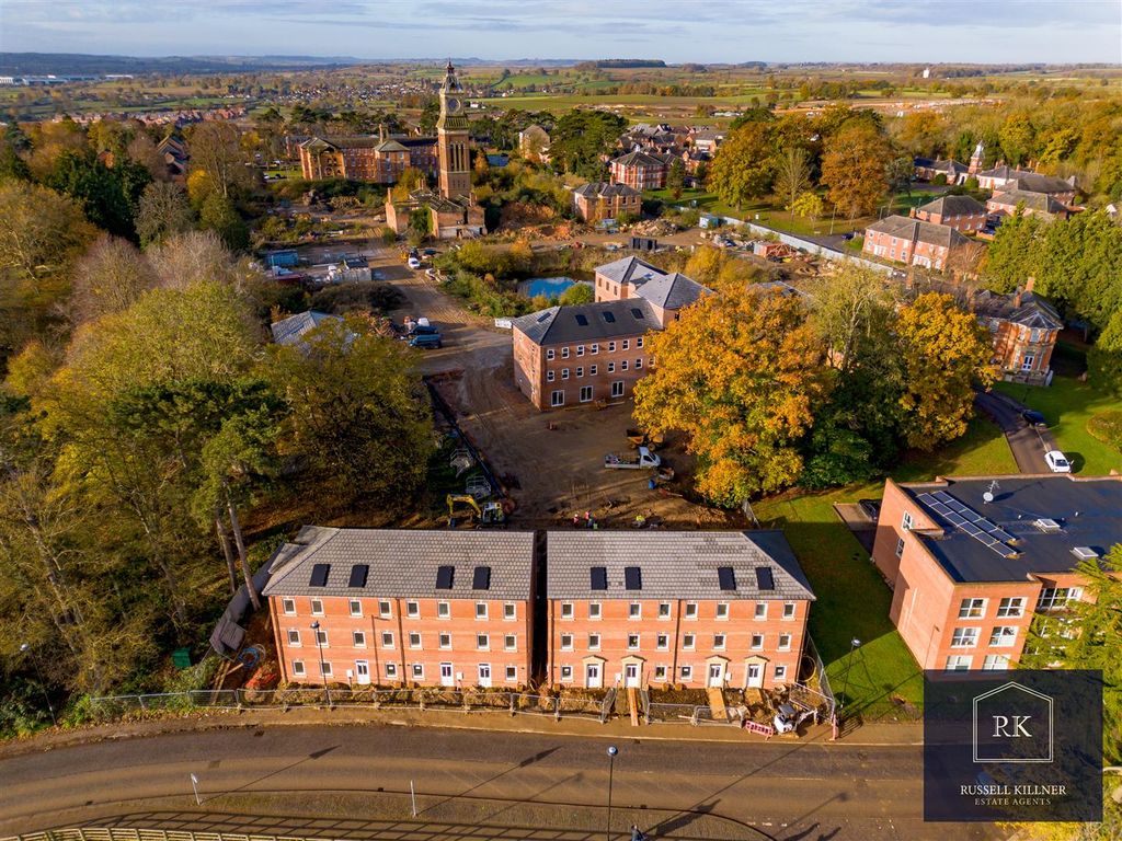 3 bed terraced house for sale in Berrywood Close, Duston, Northampton