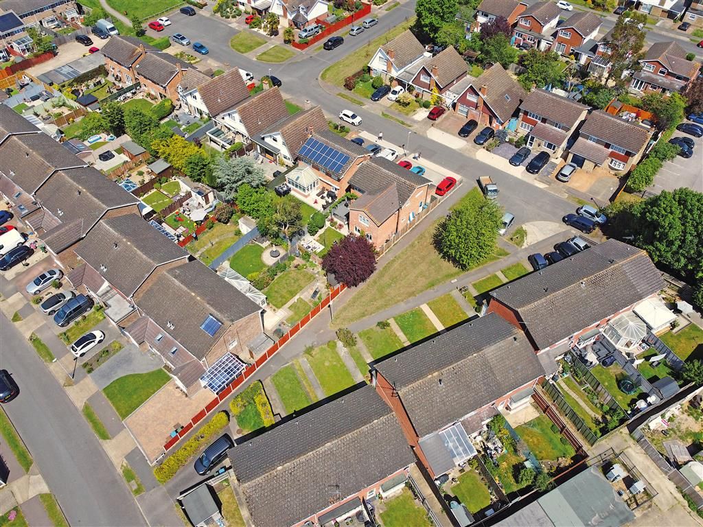 Claremont Close, Aylesbury HP21  