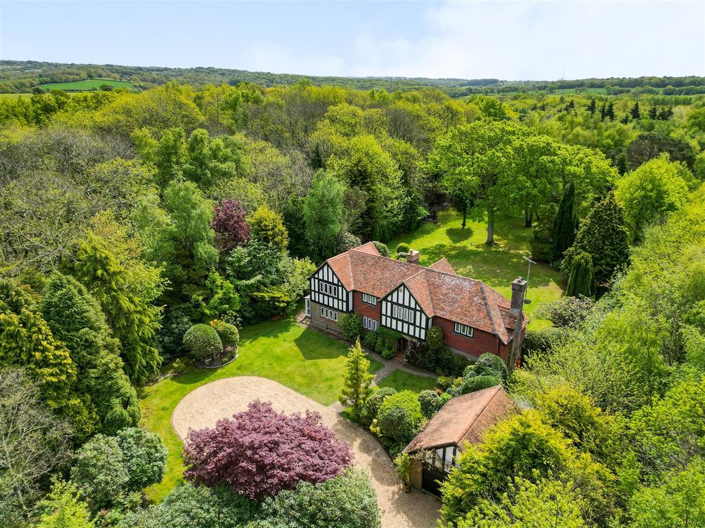 4 bed detached house for sale in Powdermill Lane, Catsfield, Battle