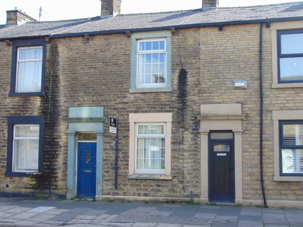 2 bed terraced house for sale in Milnrow Road, Shaw OL2 Zoopla
