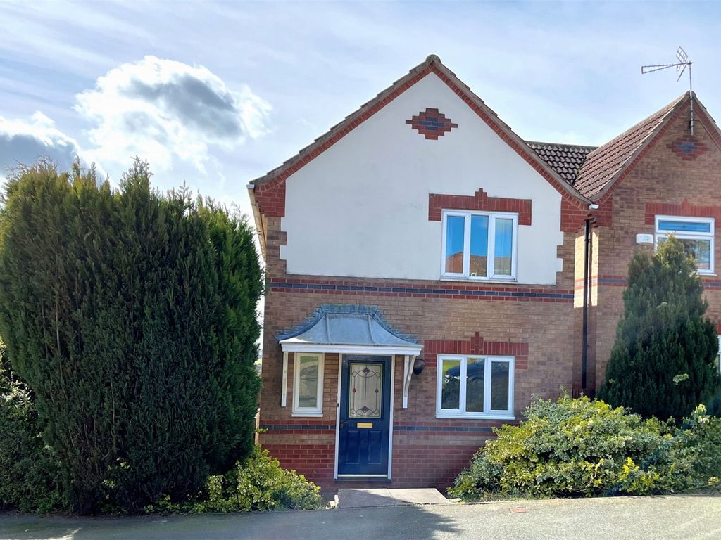 3 bed detached house for sale in Edensor Drive, Belper, Derbyshire DE56 Zoopla