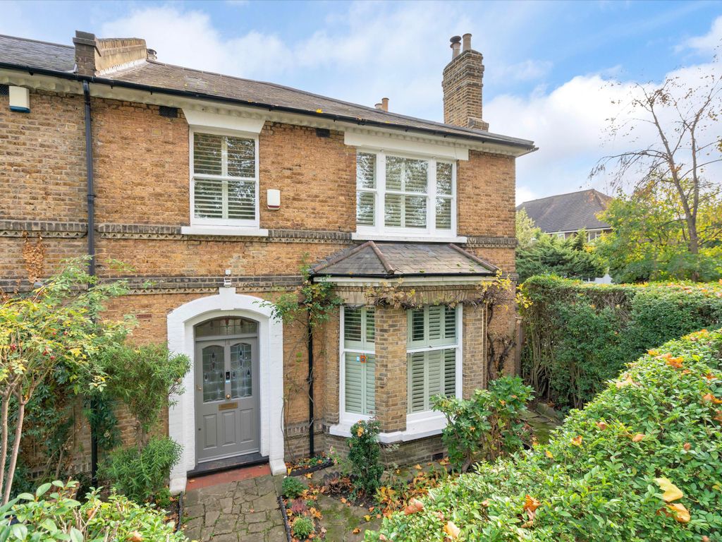 4 bed semidetached house for sale in Croxted Road, West Dulwich
