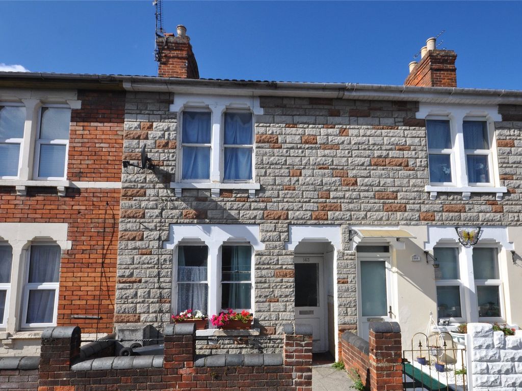 2 bed terraced house for sale in Rosebery Street, Swindon, Wiltshire