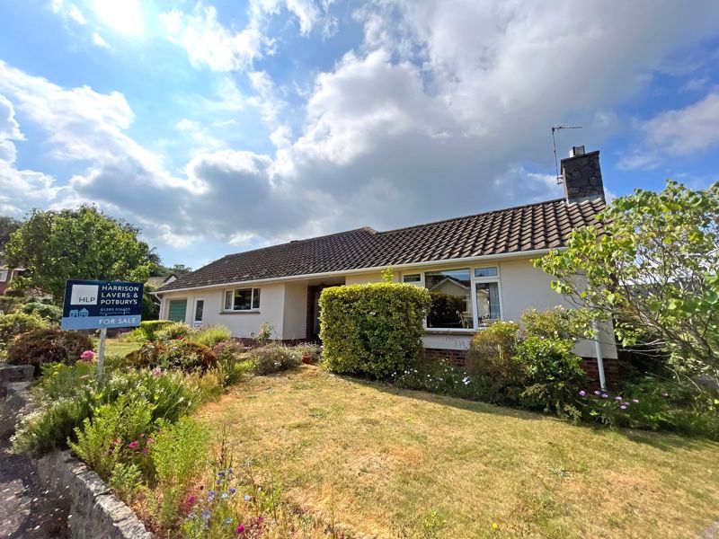 3 bed detached bungalow for sale in Woolbrook Park, Sidmouth EX10, £550,000 Zoopla