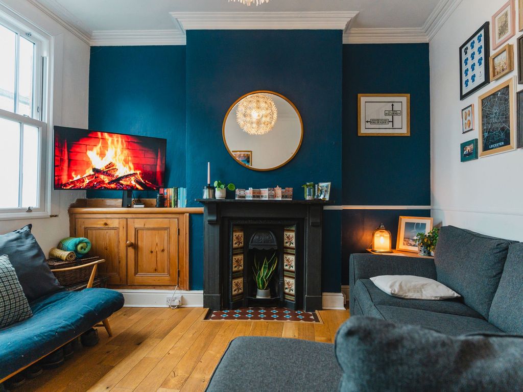 3 bed end terrace house for sale in St Leonards Road, Clarendon Park