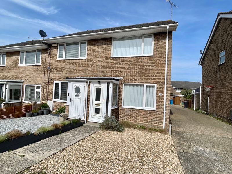 2 bed end terrace house for sale in Inglesham Way, Hamworthy, Poole
