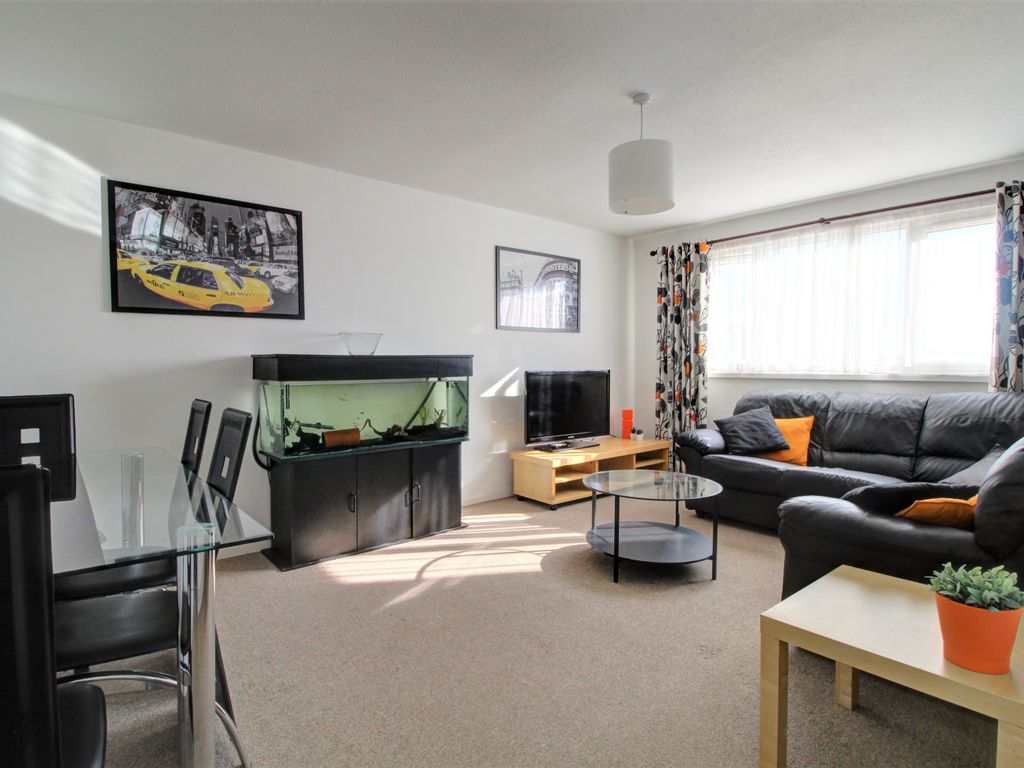 3 bed flat for sale in Townsend, Hemel Hempstead HP2 Zoopla