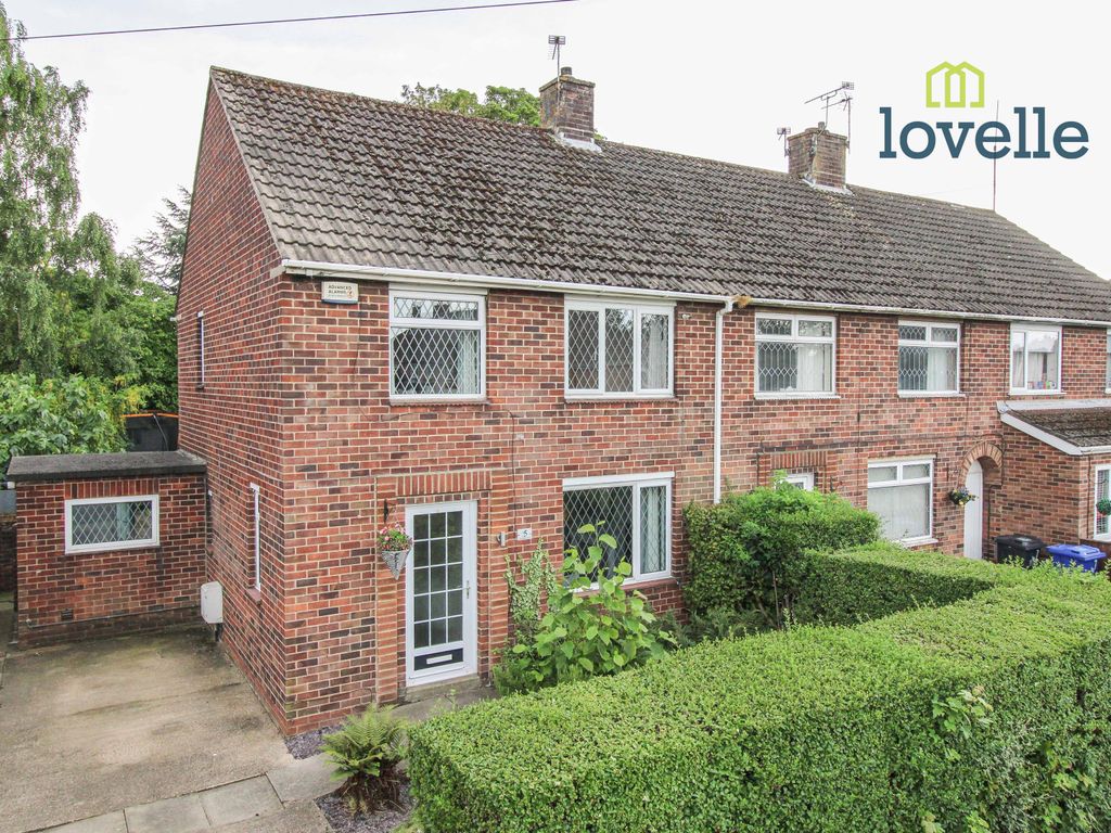 3 bed semidetached house for sale in Mendip Avenue, Scartho, Grimsby