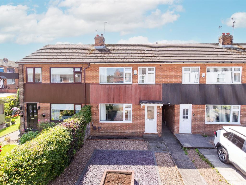 3 bed terraced house for sale in Springfield Street, Rothwell, Leeds