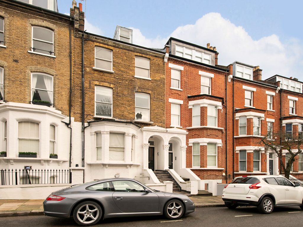 3 bed flat for sale in Denning Road, Hampstead Village NW3, £1,599,000 ...