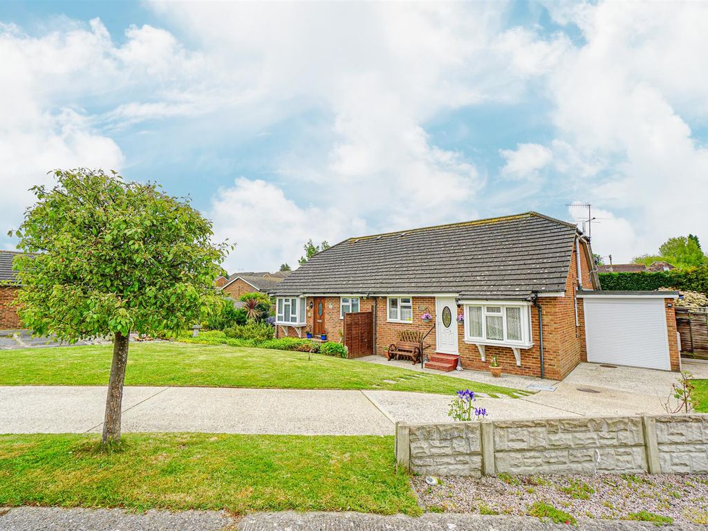 2 bed semidetached bungalow for sale in Silva Close, BexhillOnSea