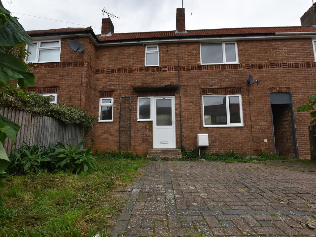 2 bed terraced house to rent in Saffron Street, Bletchley, Milton