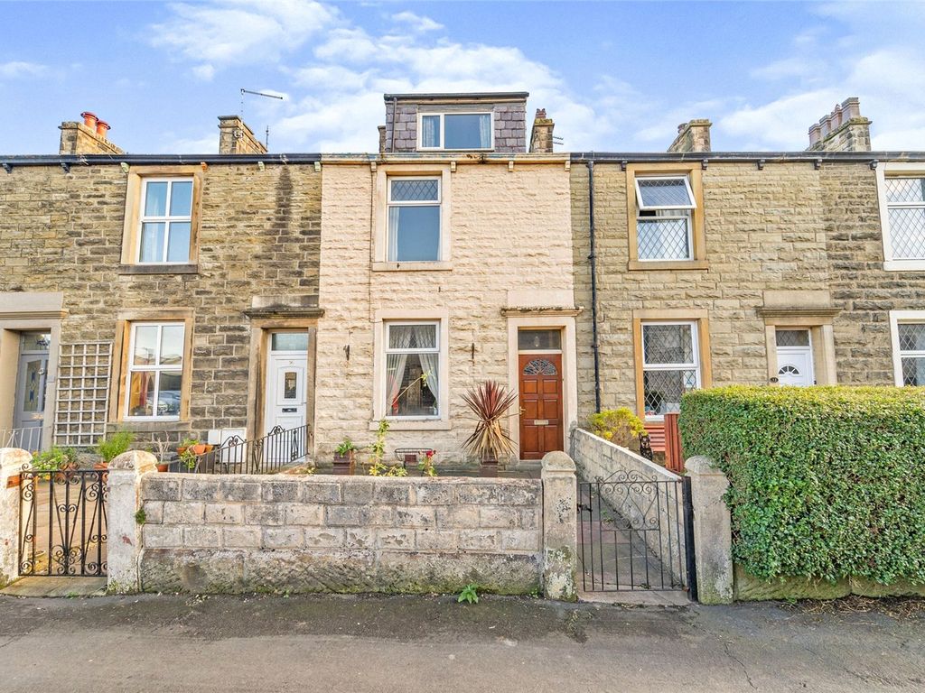 4 bed terraced house for sale in Salthill Road, Clitheroe BB7 Zoopla
