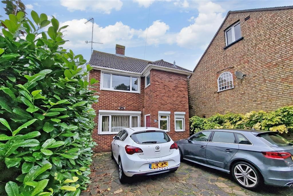 3 bed detached house for sale in Station Road, Eynsford, Dartford, Kent