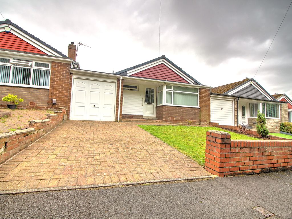 2 bed bungalow for sale in Arundel Drive, Newcastle Upon Tyne NE15, £