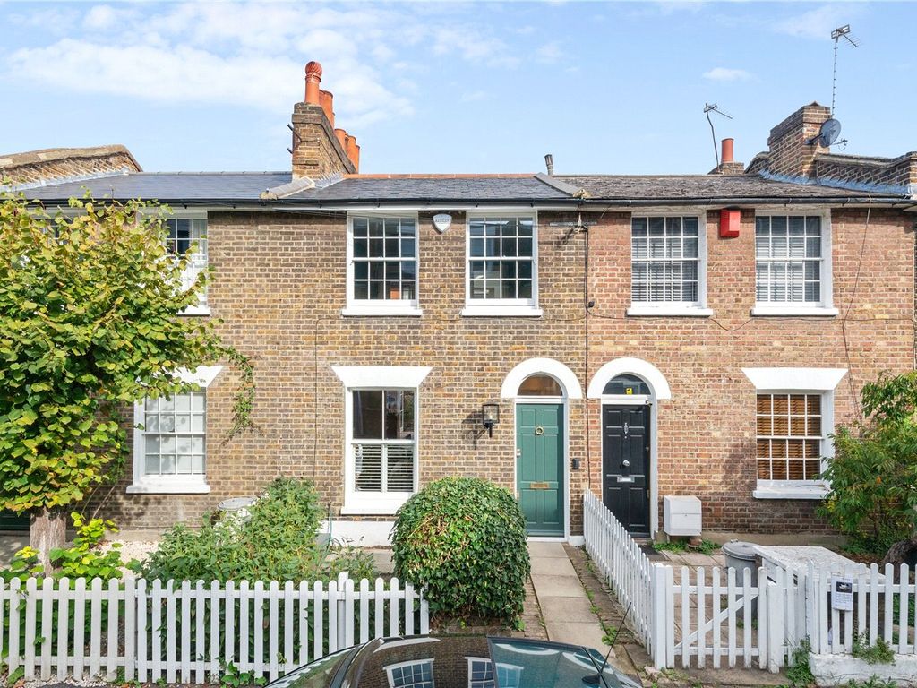 2 bed terraced house for sale in Burlington Road, Park, Fulham