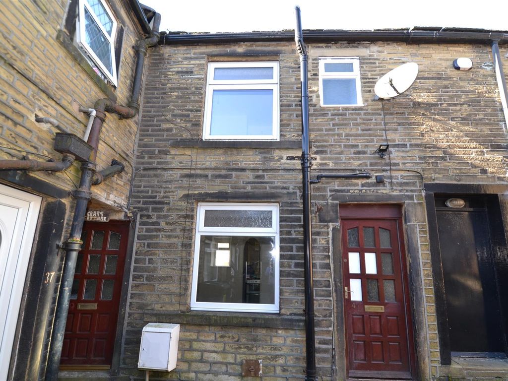2 bed terraced house for sale in High Street Place, Queensbury