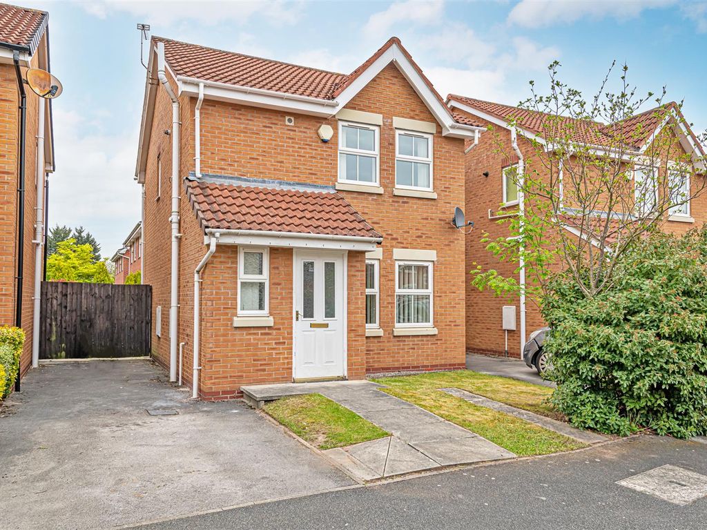 3 bed detached house for sale in Norley Close, Bewsey, Warrington
