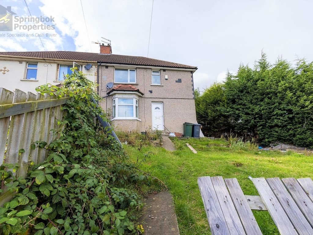 Ravenscliffe Avenue, Bradford, West Yorkshire BD10  