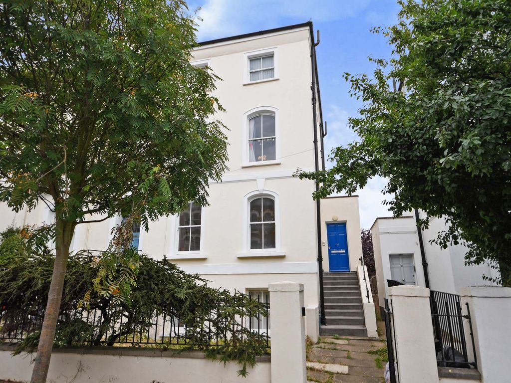 Miranda Road, Archway N19