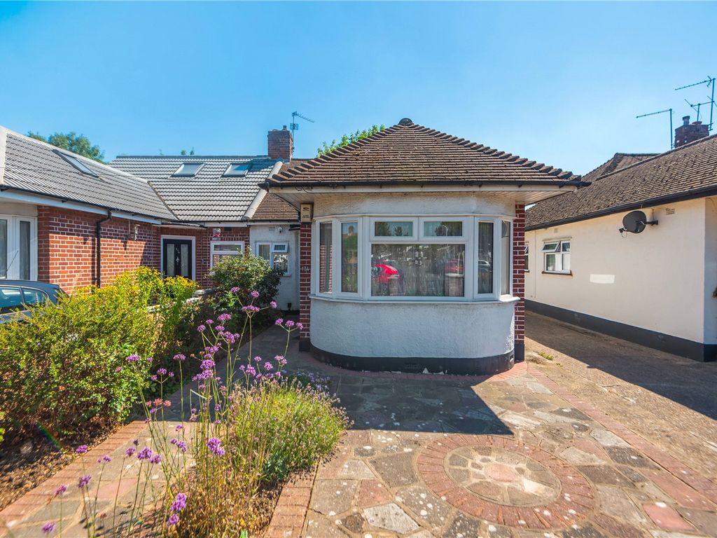 2 bed bungalow for sale in Whitby Road, Ruislip, Middlesex HA4 Zoopla