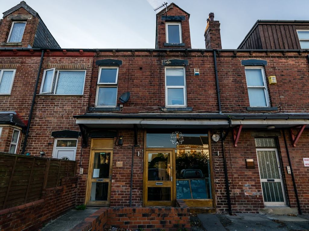 1 bed flat to rent in Lidgett Lane, Garforth, Leeds LS25 Zoopla