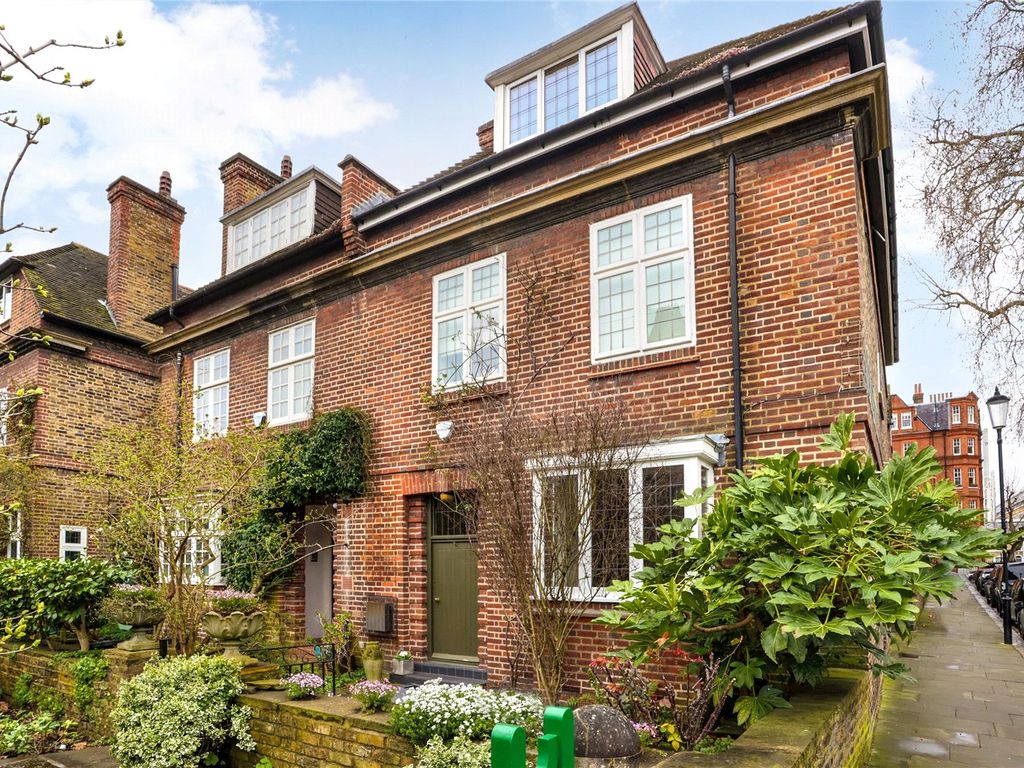 6 bed end terrace house for sale in Chelsea Park Gardens, London SW3