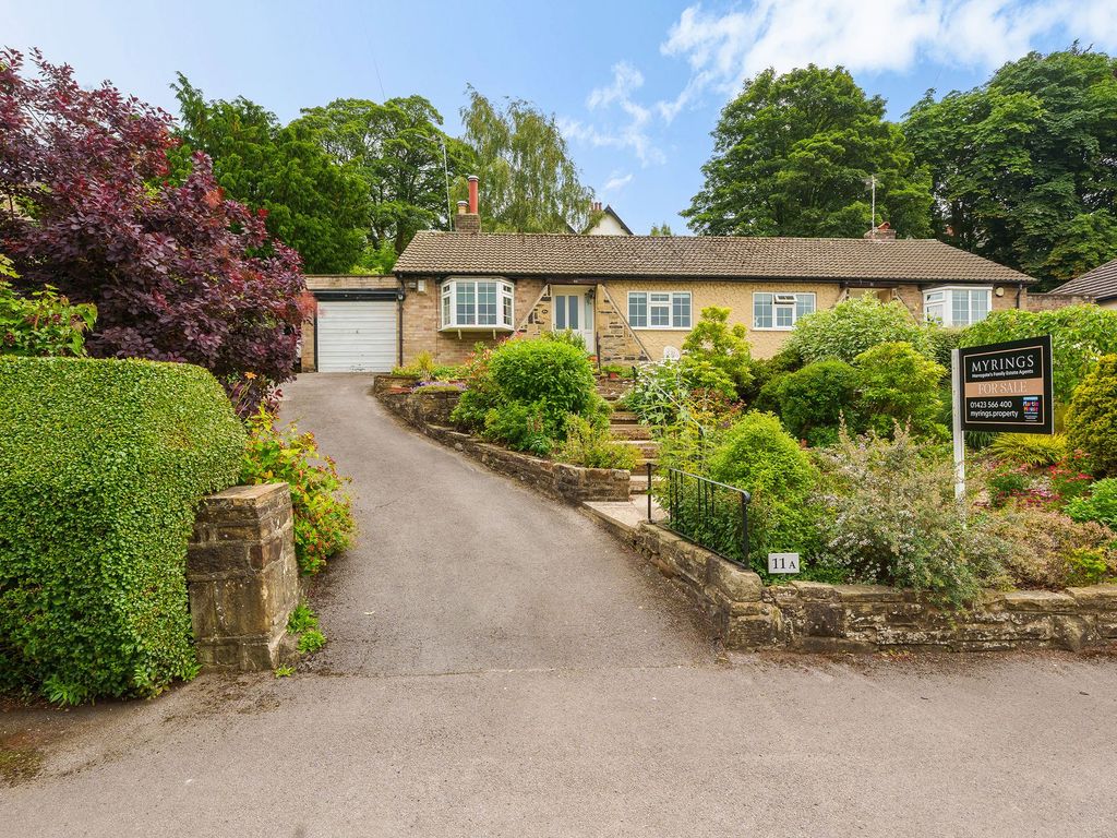 2 bed semidetached bungalow for sale in Oakdale, Harrogate HG1 Zoopla